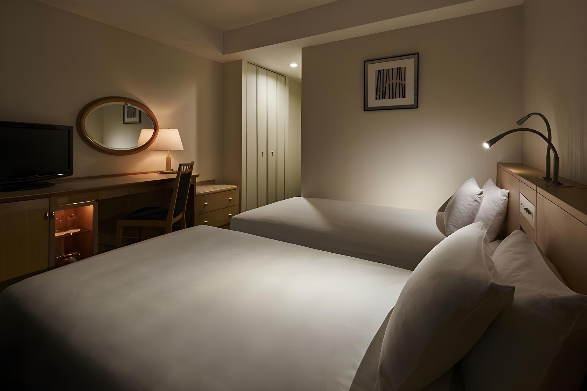 Sky, Tree, Economy, Twin Beds, with View
