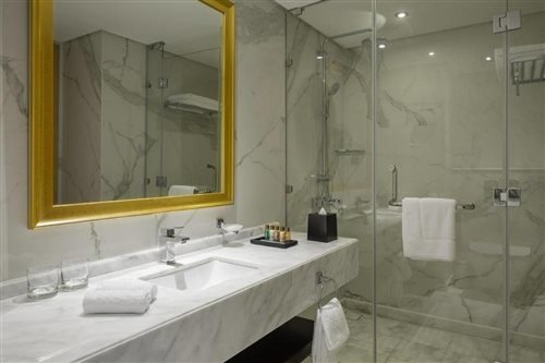 Room, Double or Twin Bed