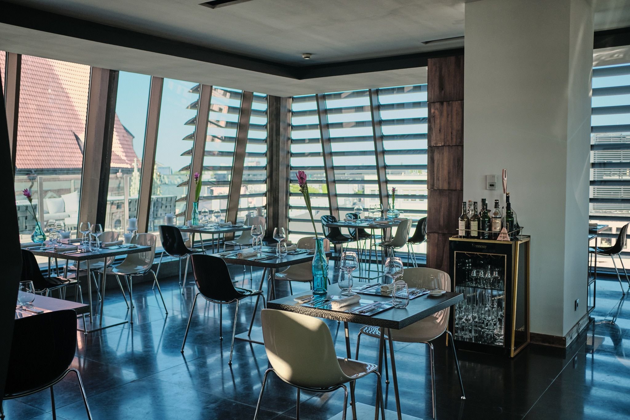The Monopol Hotel 45/49