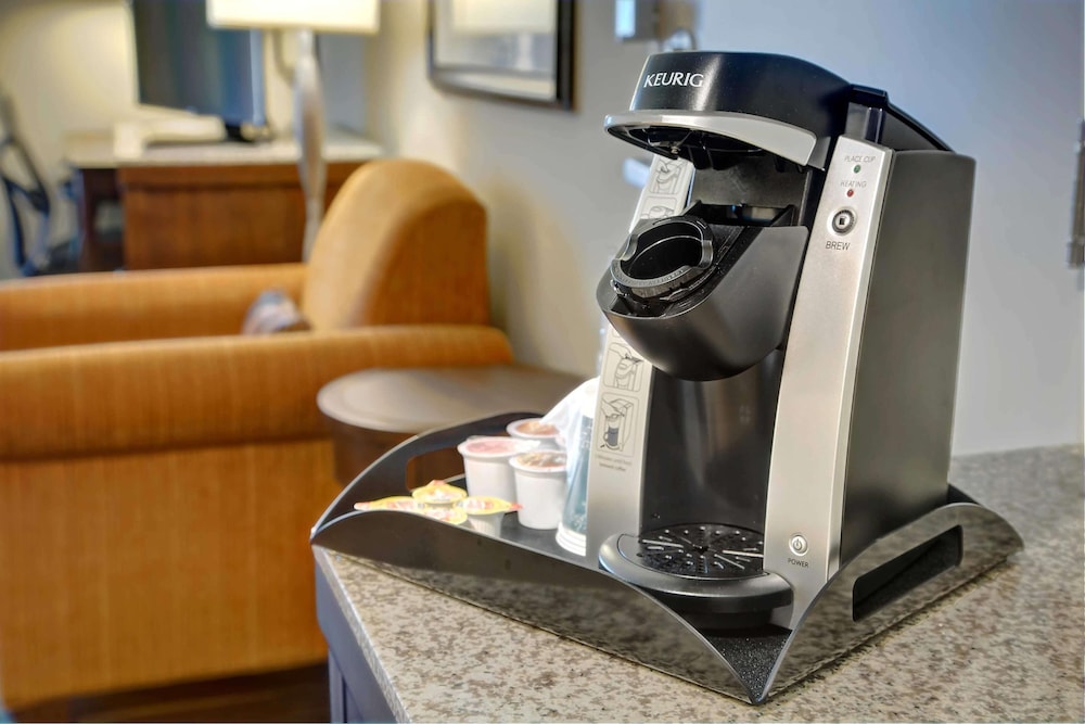 HILTON GARDEN INN NASHVILLE BRENTWOOD 20/75