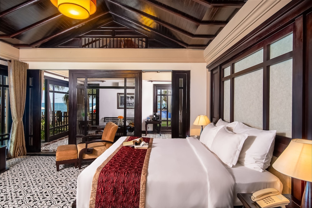 Signature, Villa, Queen Bed