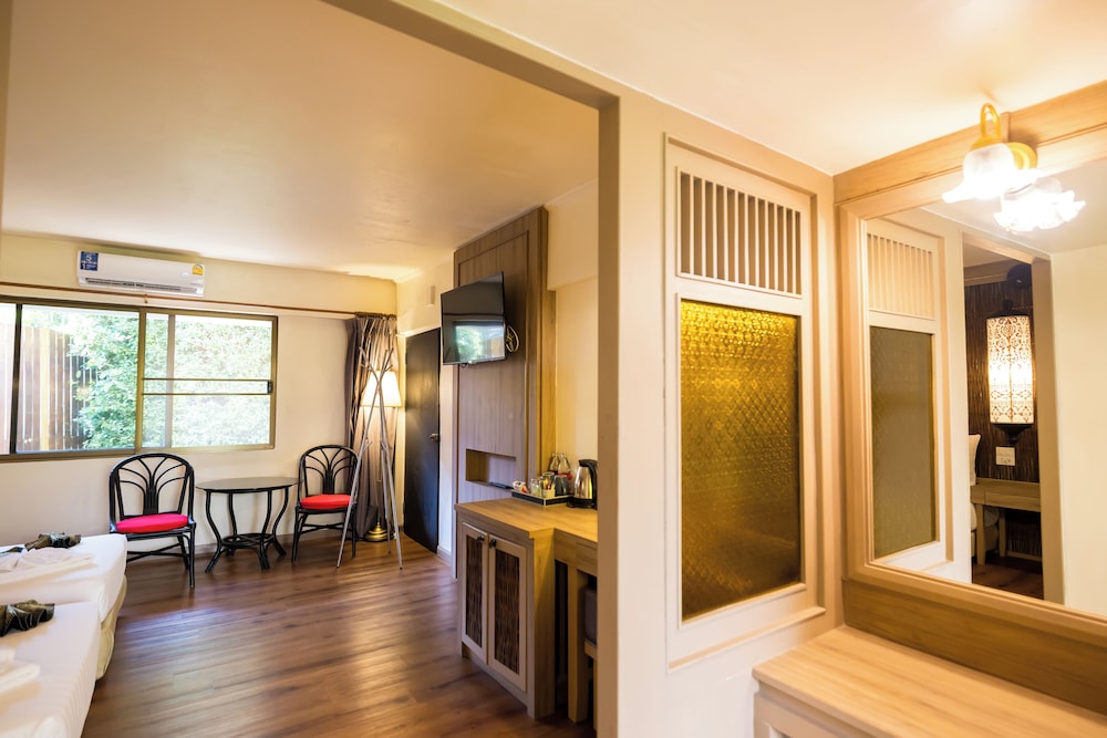 غرفة متصلة بأربعة أسرّة، Nak Nakara Hotel 4/6