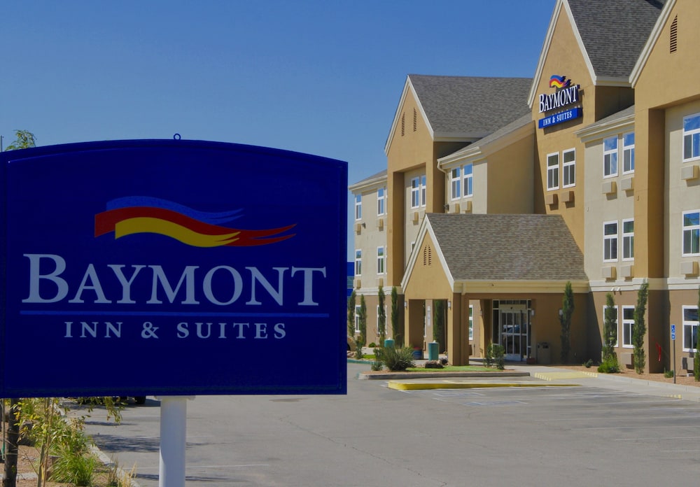 Baymont By Wyndham Albuquerque Airport 8/66