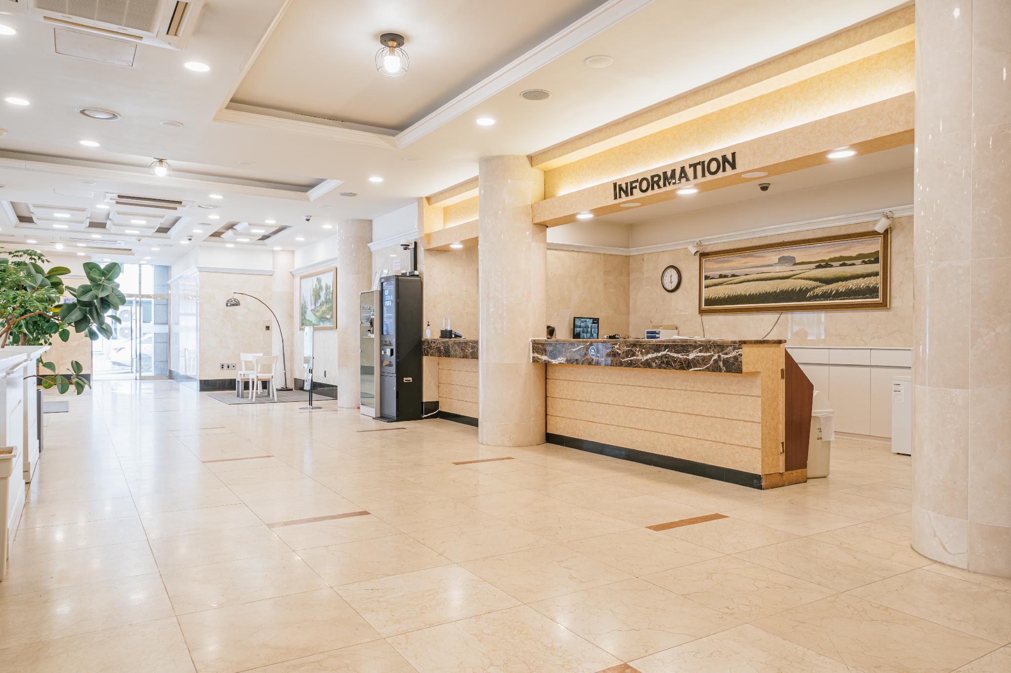 Jeju Parkside Hotel 11/65
