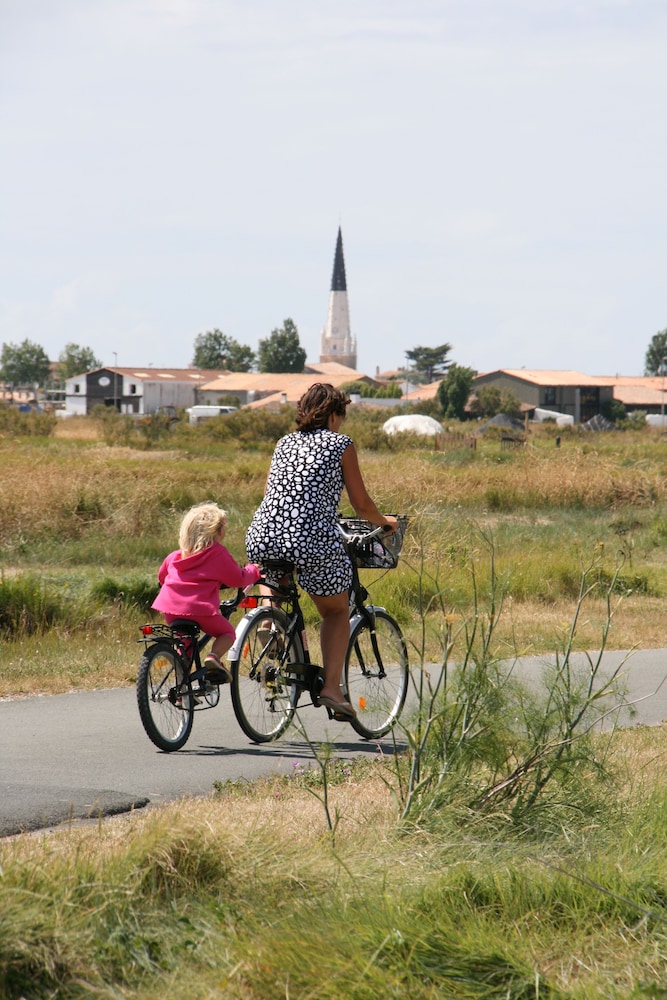 Vvf Villages Ars En Re 27/50