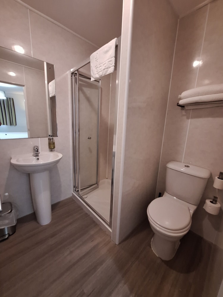 Stockwood Hotel 34/39