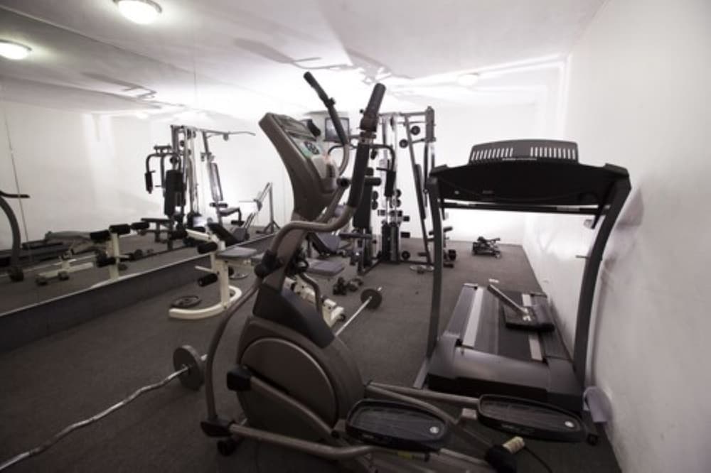 Hotel El Camino Inn and Suites 23/50