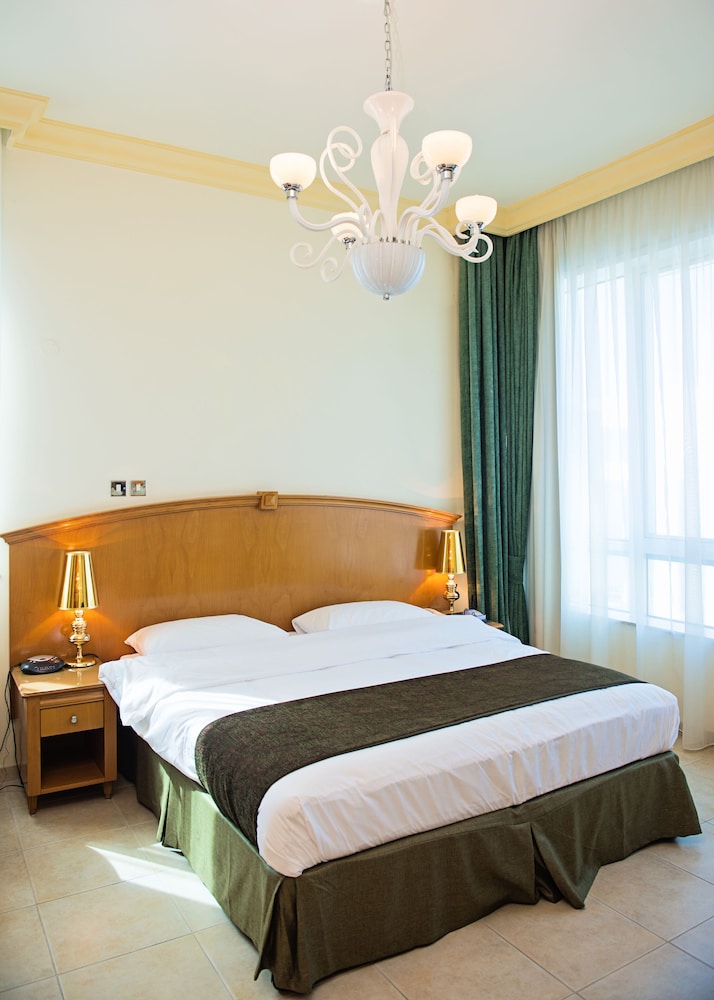 Room at Platinum Hotel Apartment, ABU DHABI