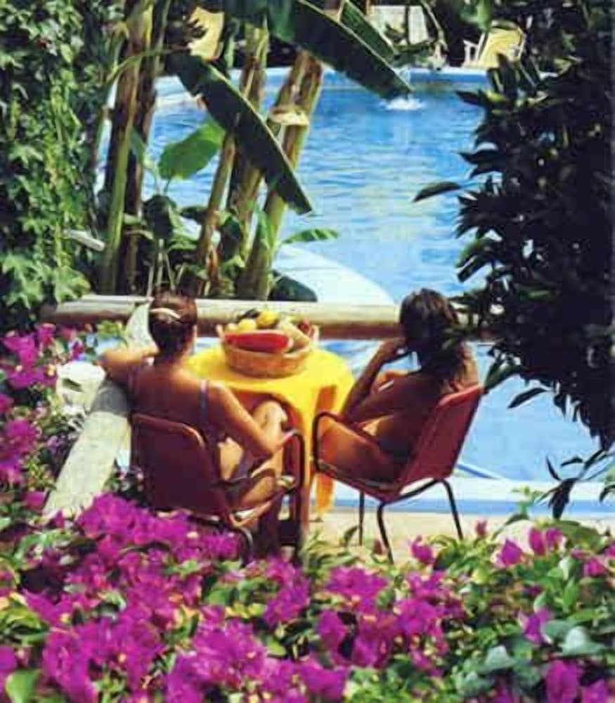 Villa Angela Terme 58/63