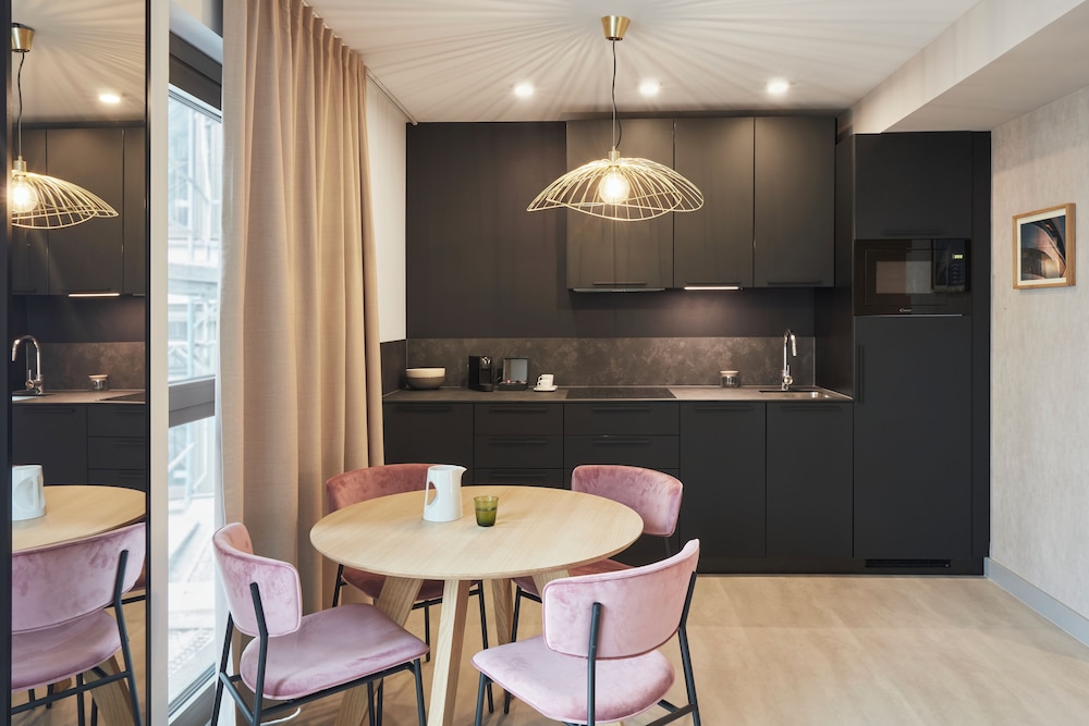 Aparthotel Adagio Stuttgart Neckarpark 20/24