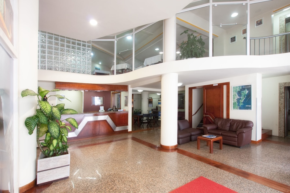 Oscar Hotel 10/67