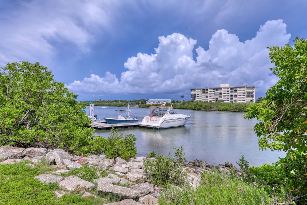BeachTrail Lodging 69/73