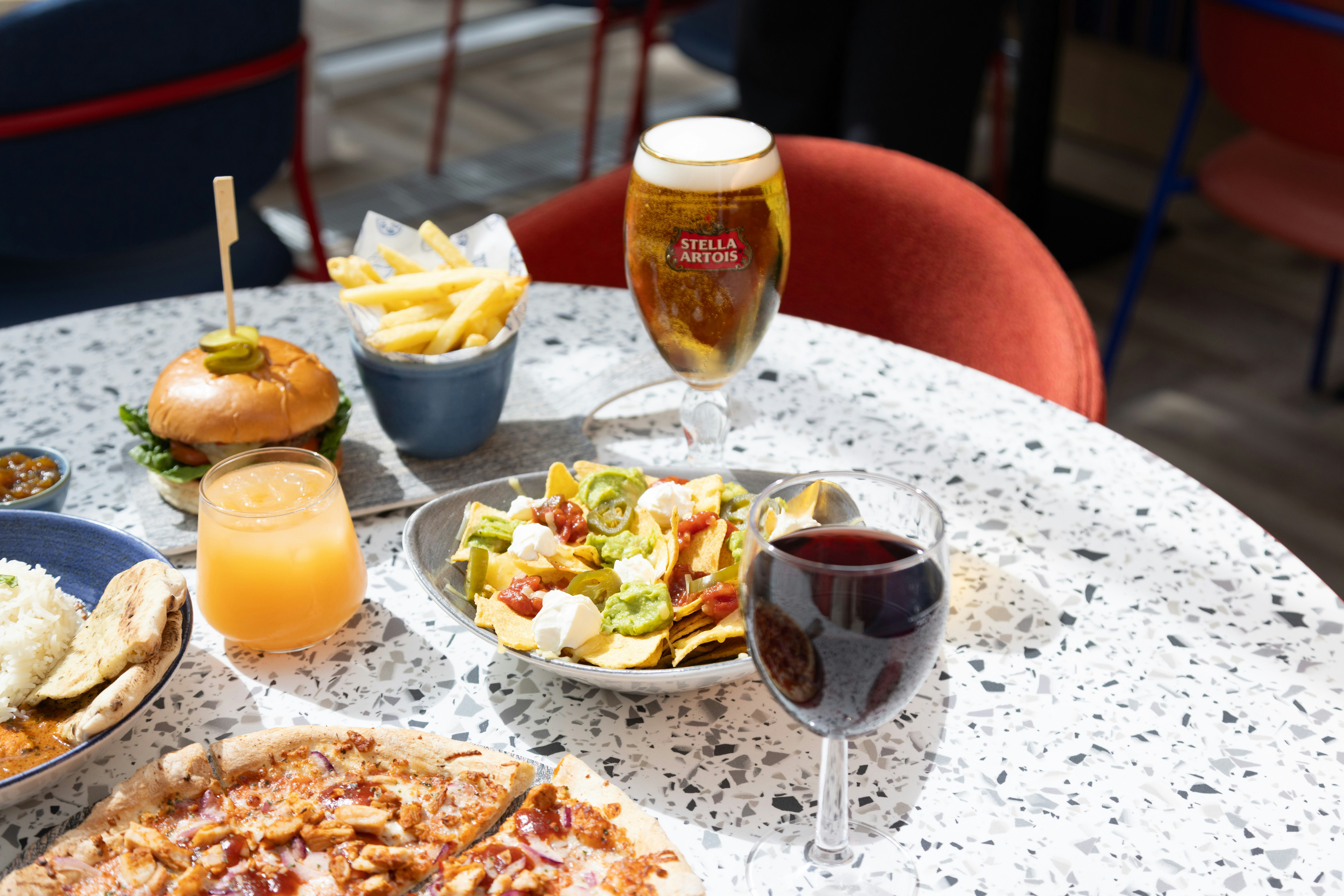 Holiday Inn Express Windsor 48/74