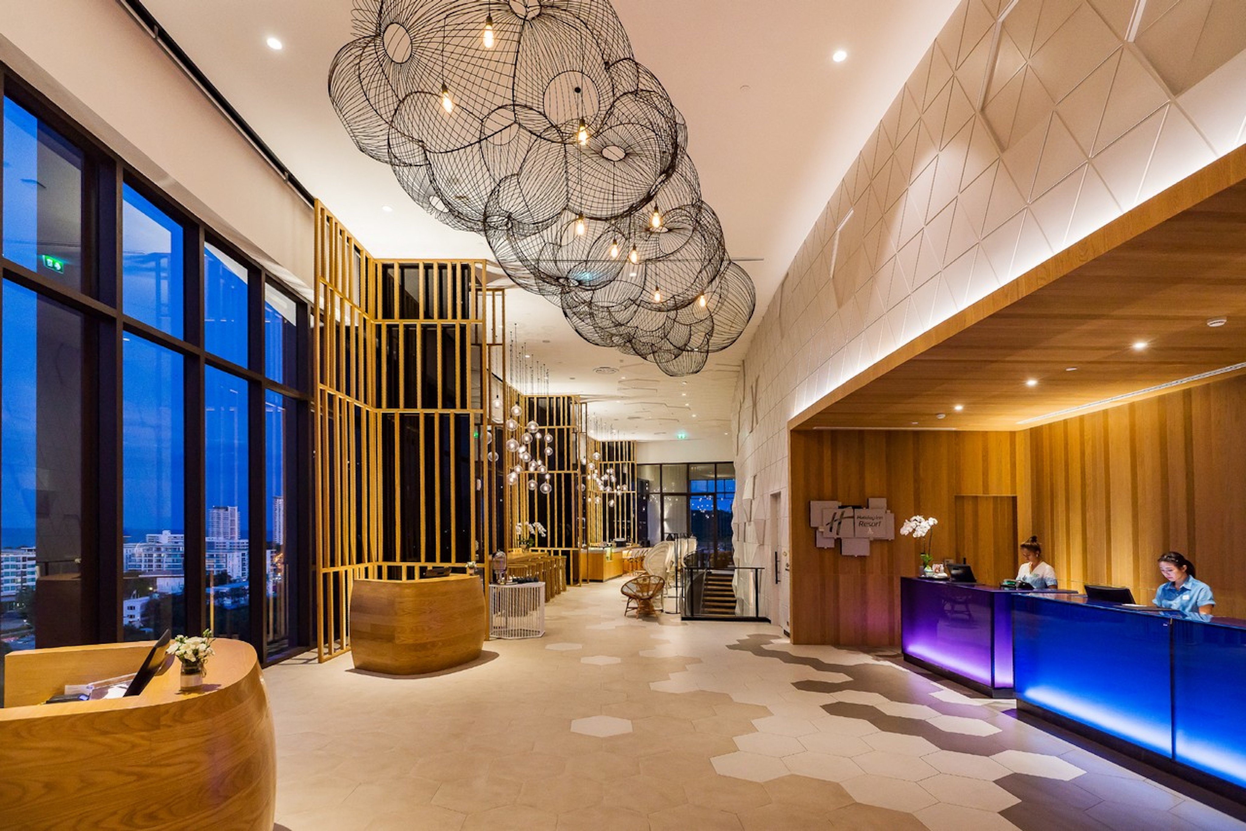 Holiday Inn Vana Nava Hua Hin 12/36
