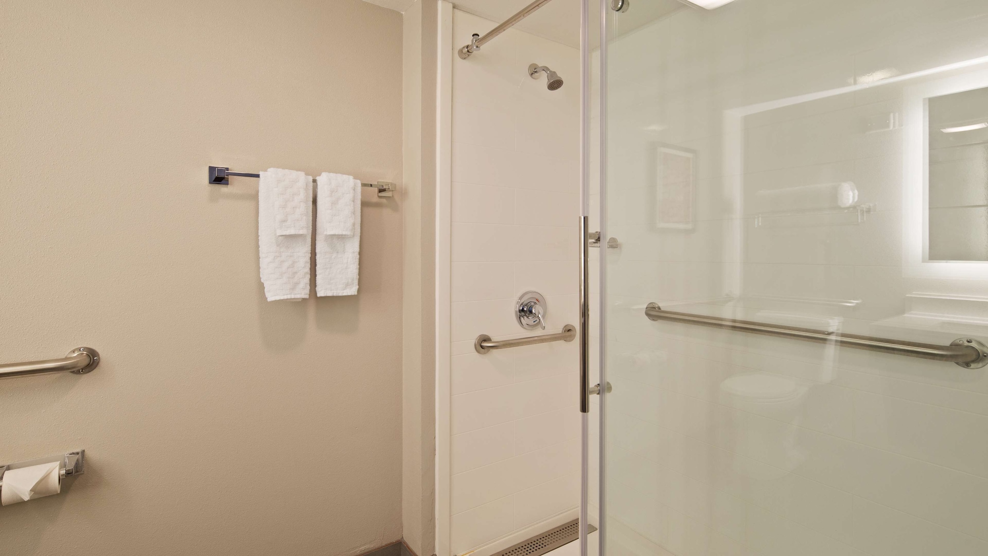 غرفة قياسية بسريرين كوين، Best Western Atlanta-Marietta Ballpark Hotel 6/6