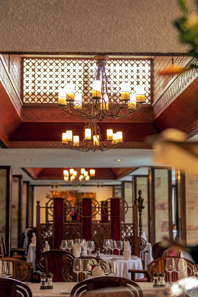 Nairobi Serena Hotel in NAIROBI