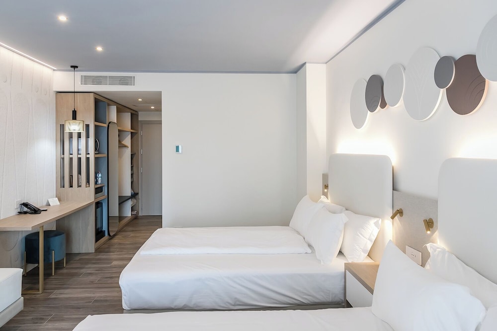 JUNIOR SUITE, DELUXE