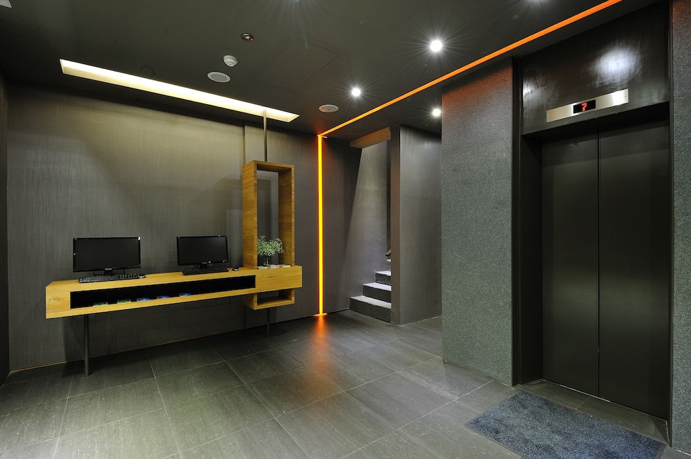 Forward Suites II 5/34