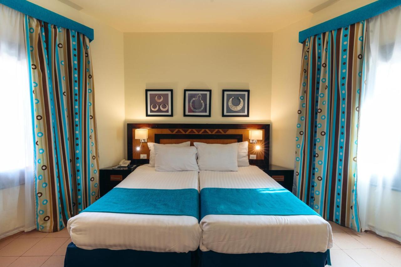 بنغل، Nubian Village Hotel 3/3