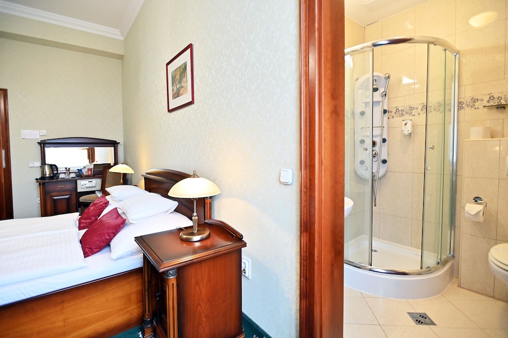 Classic, Double Bed