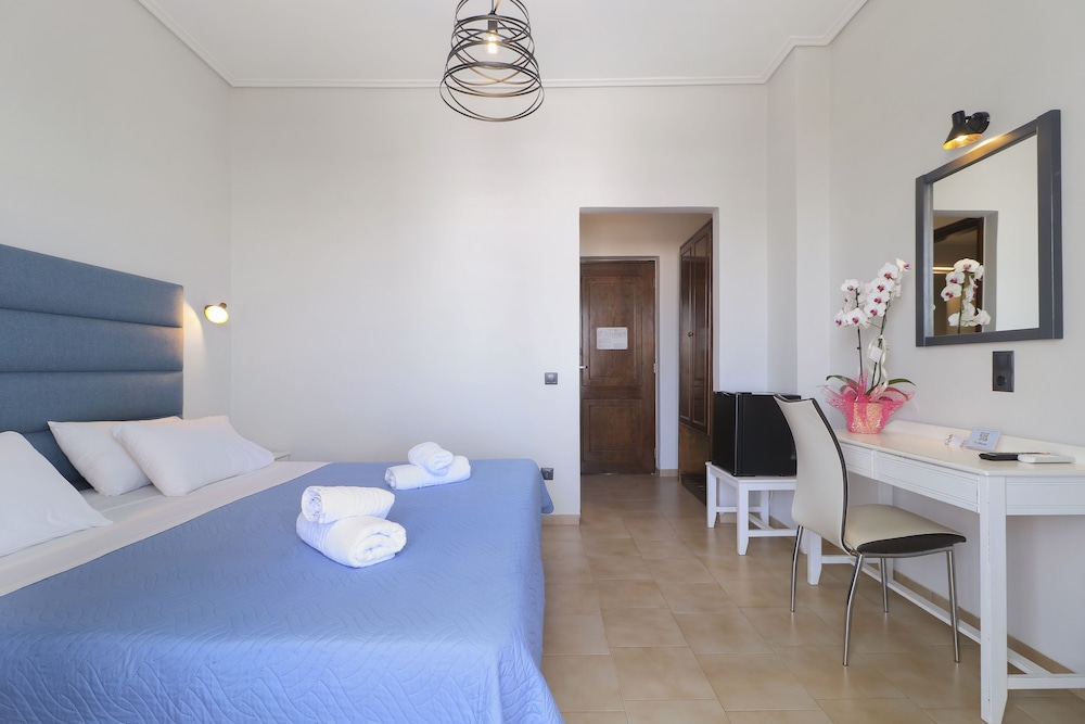 Alexis Hotel 22/87