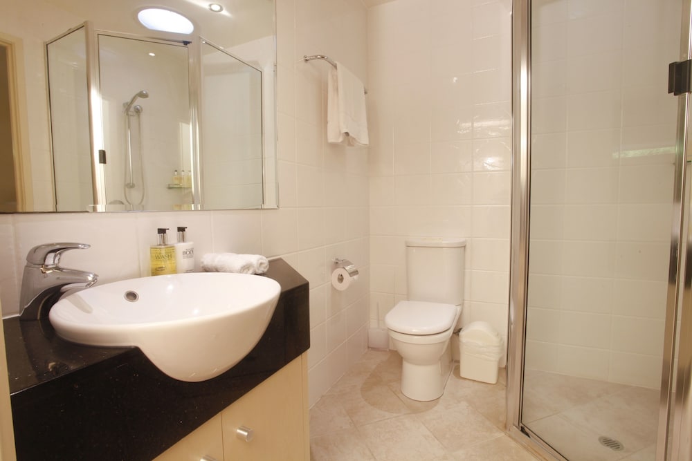 Saltwater Luxury Apartments 38/40