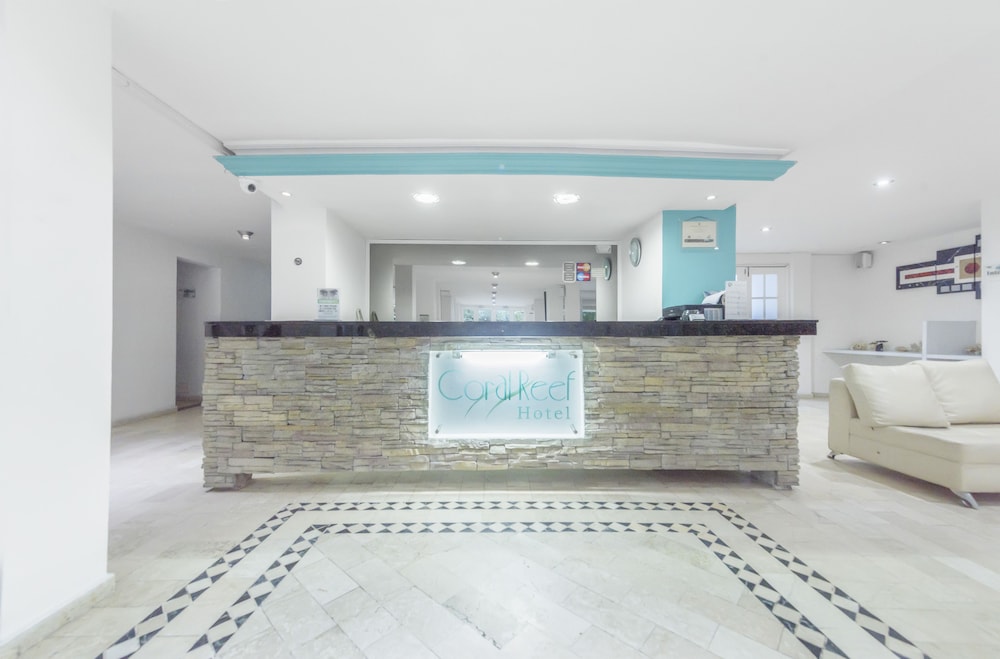 Coral Reef Hotel 4/58