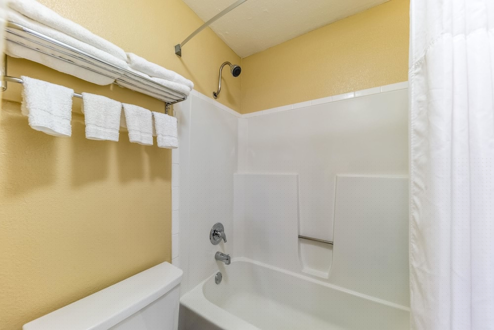 Quality Inn Glenpool - Tulsa 17/42