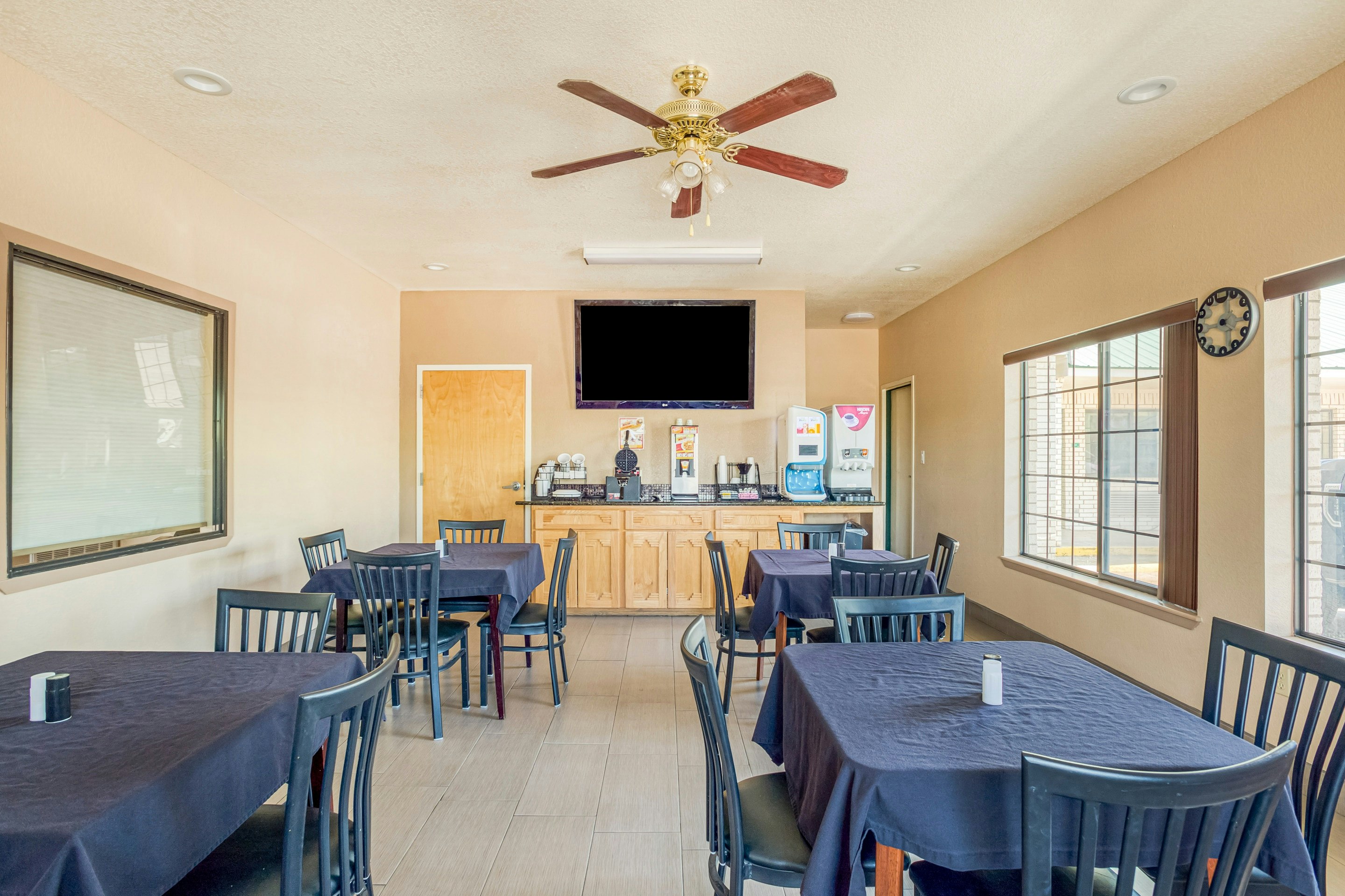 Oyo Hotel Yoakum West 64/74