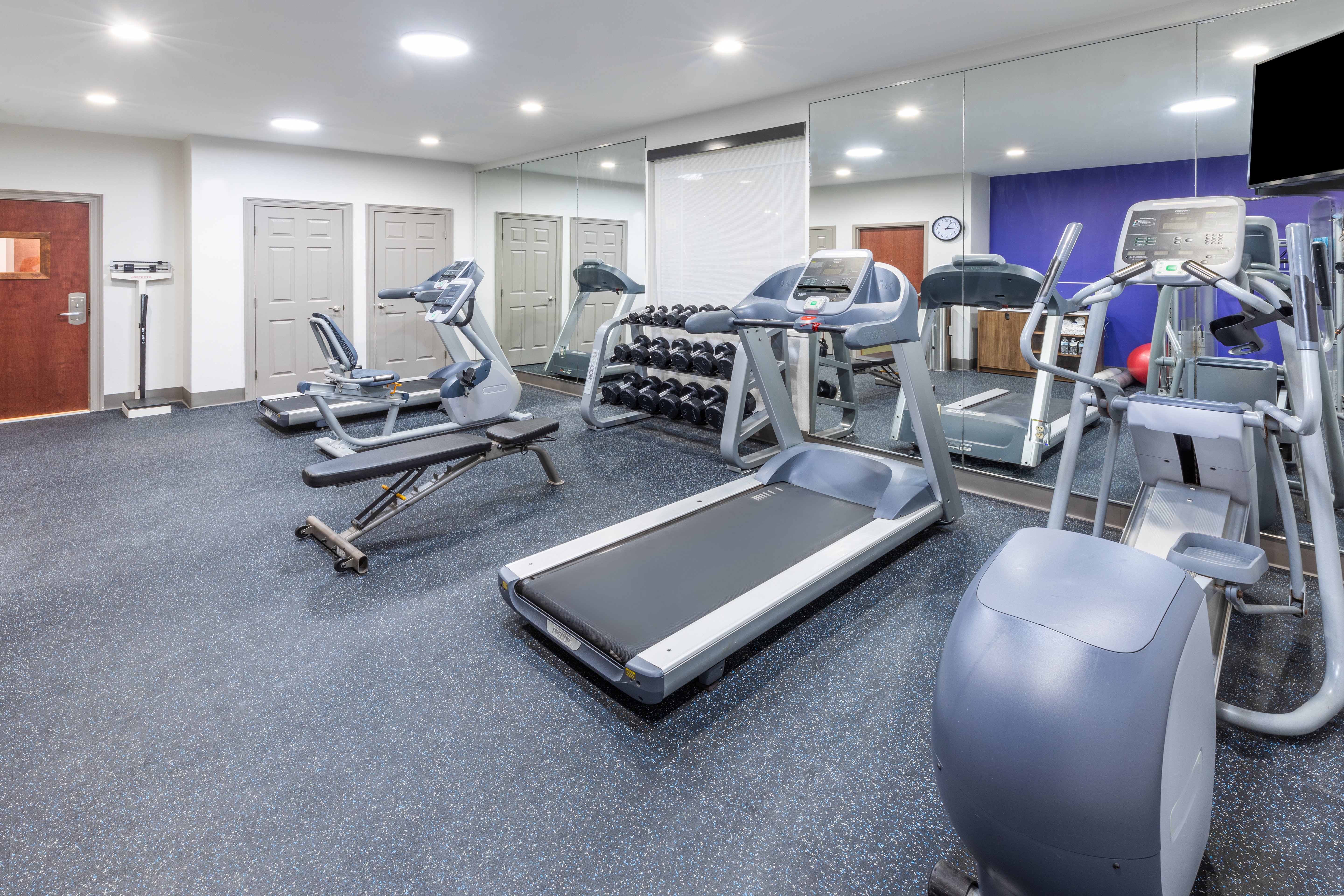 Holiday Inn Express Harvey-Marrero 29/46