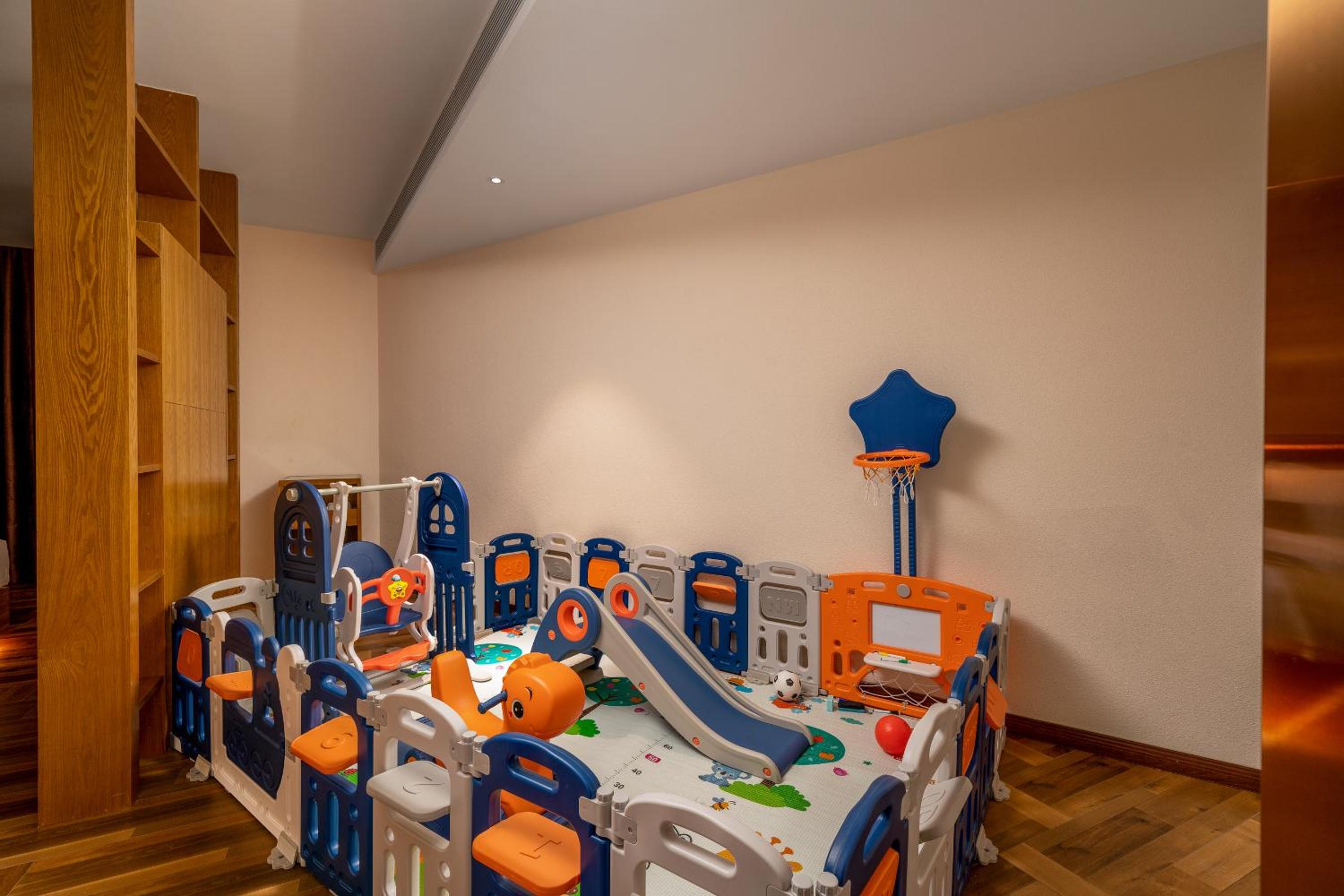 James Joyce Coffetel Hotel (Guangzhou Beijing Road Metro Station Pedestrian Street) 46/58