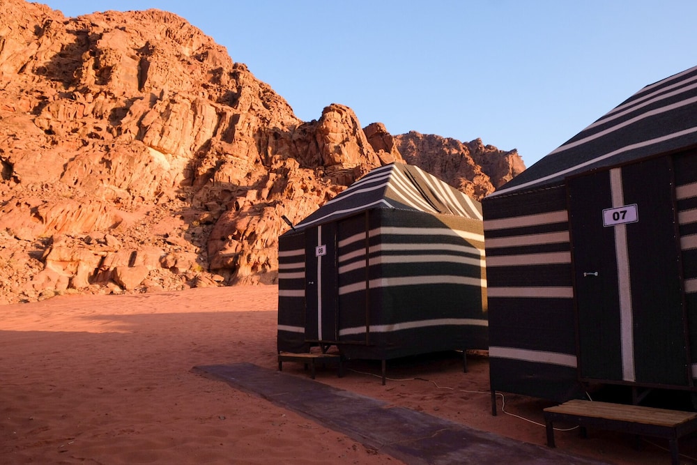 Desert Moon Camp 44/50
