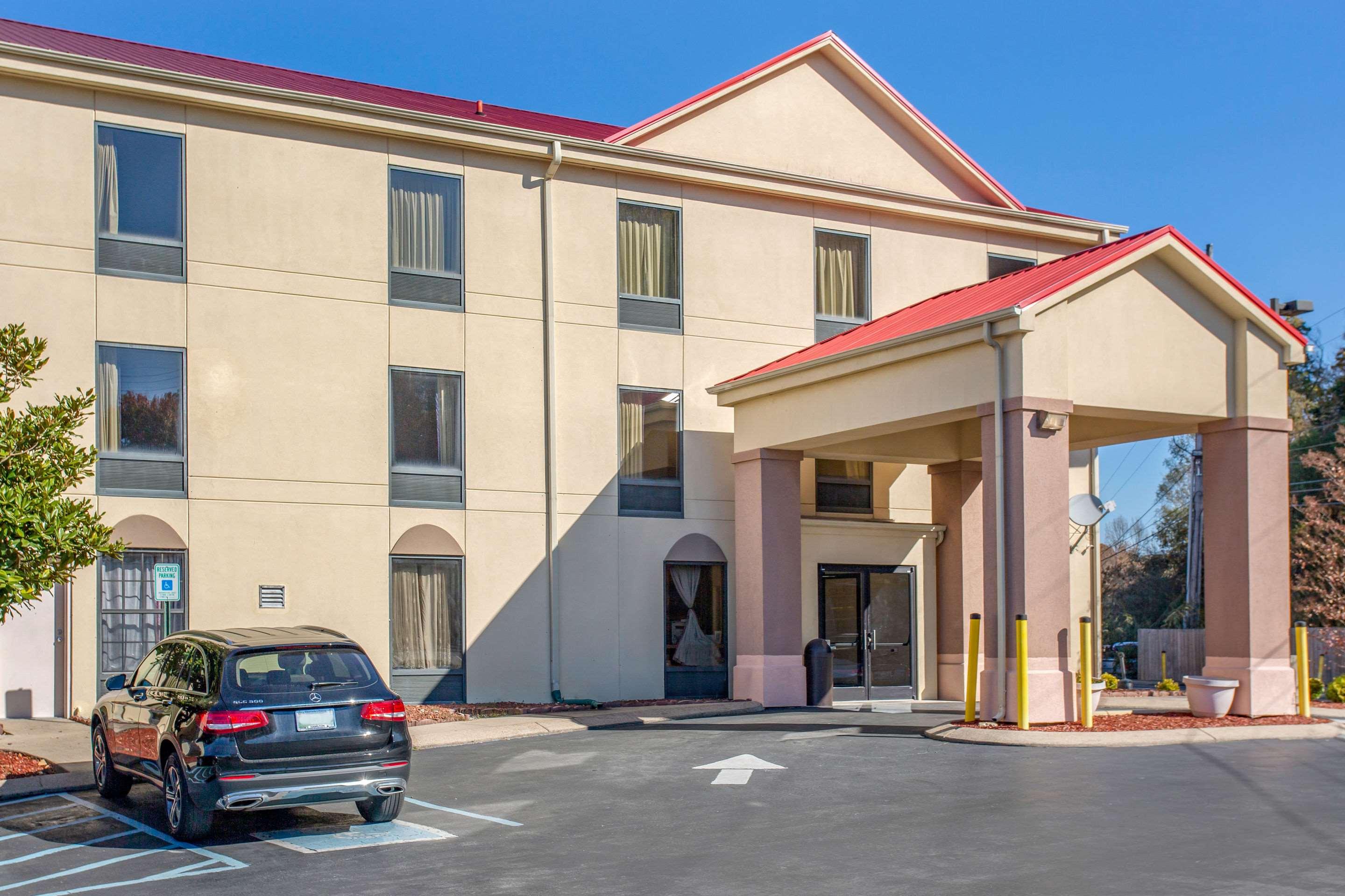 Econo Lodge Lookout Mountain 58/63