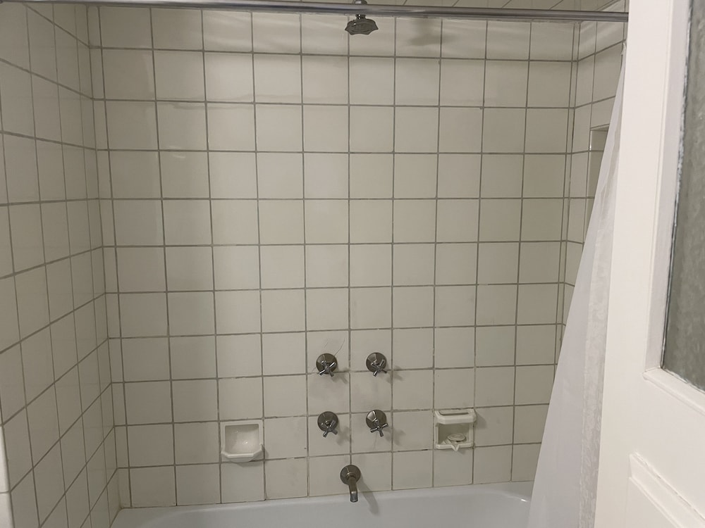 شقة بسرير مزدوج وسريرين منفصلين، Hotel Tunquelen 8/8