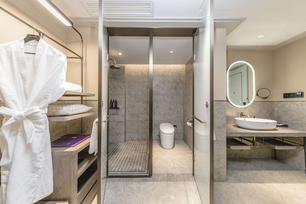 Mercure Fuzhou Downtown 52/61