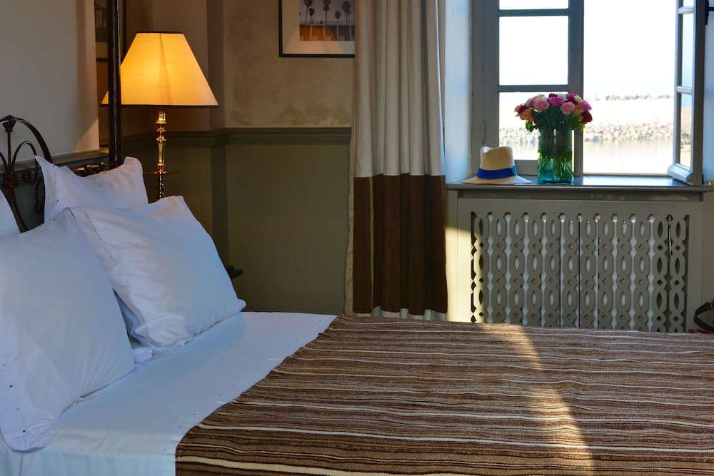Hotel L'Iglesia 17/50