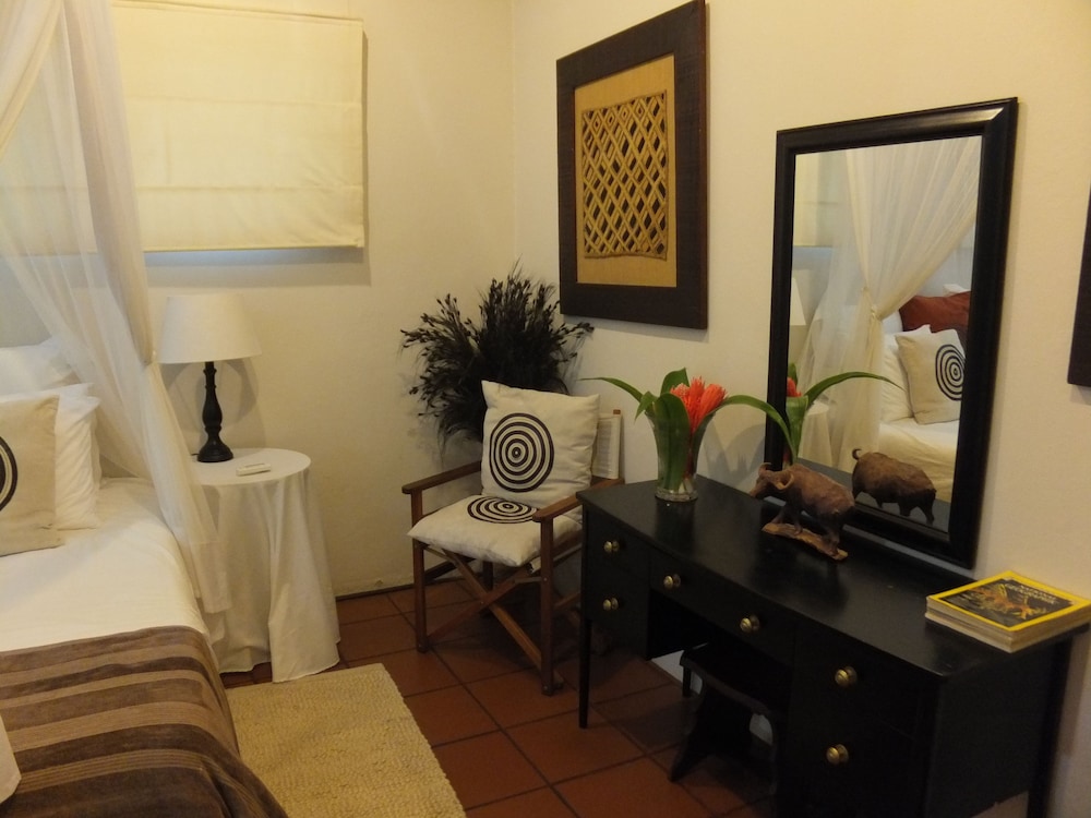St. Lucia Kingfisher Lodge 19/32