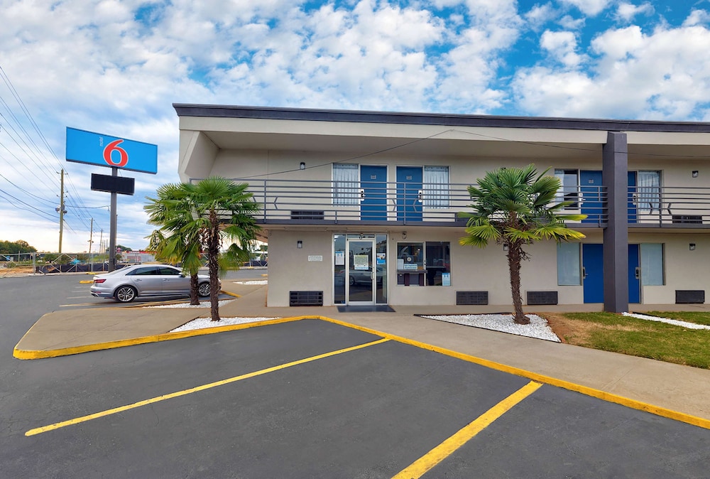 Motel6 McDonough, GA 23/27