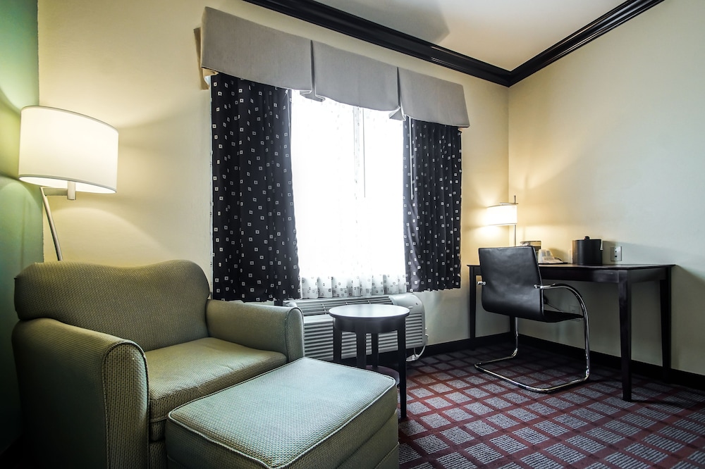 Days Inn by Wyndham Baton Rouge/I-10 42/56