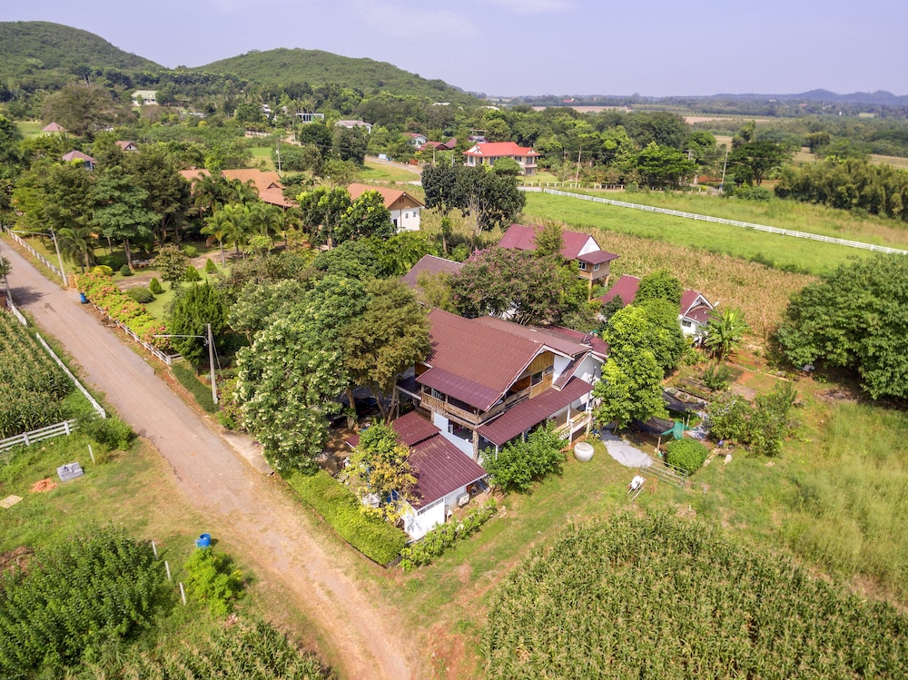 Rosemary House 40/50