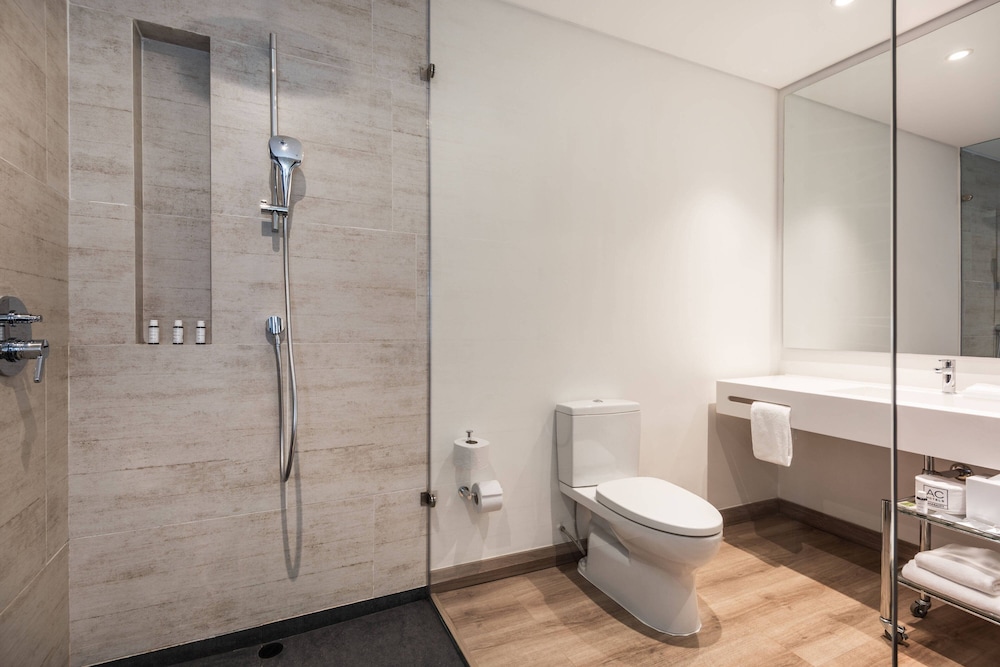 AC Hotel by Marriott Bogota Zona T 17/59