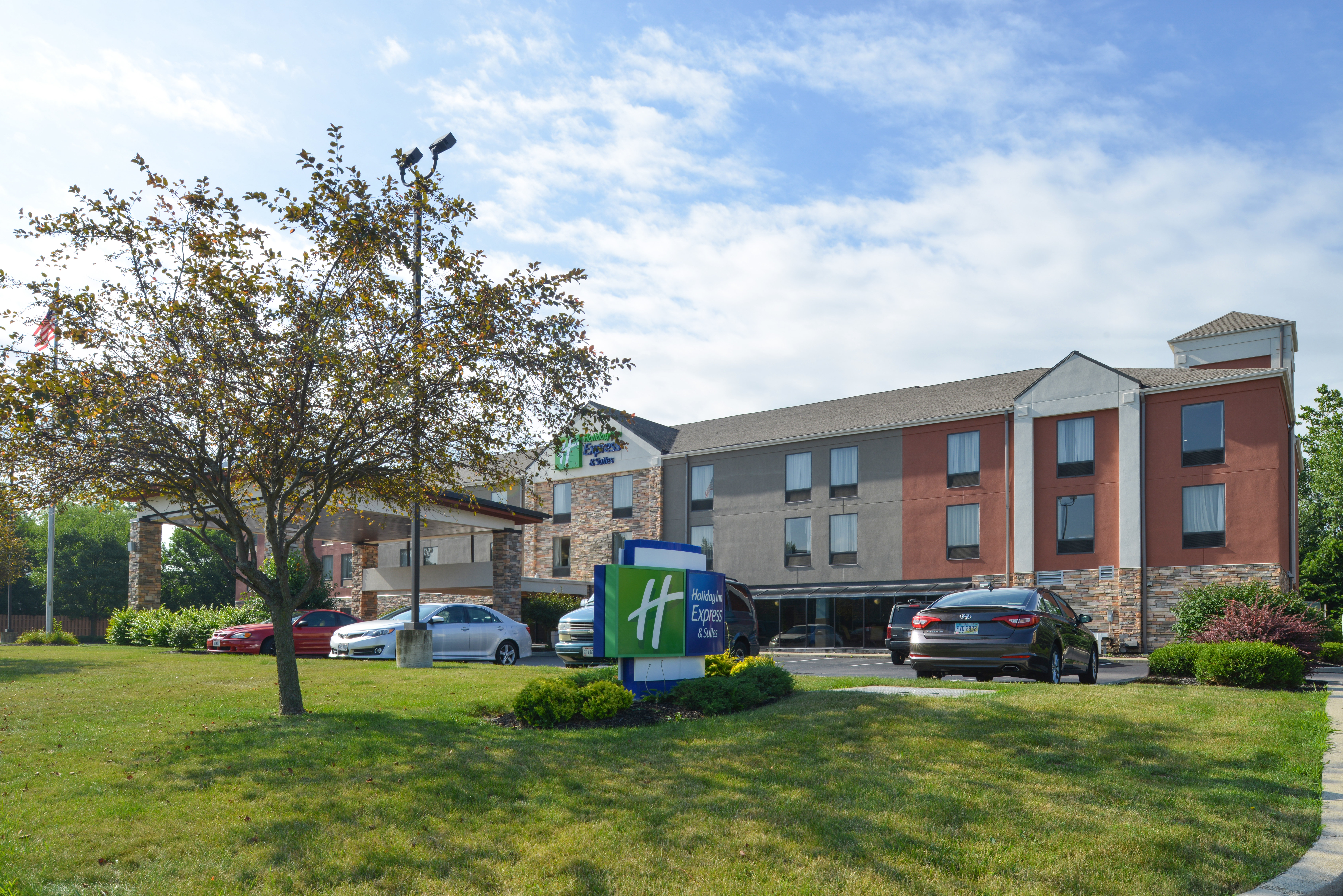 Holiday Inn Express & Suites Dayton-Huber Heights, an IHG Hotel 5/43