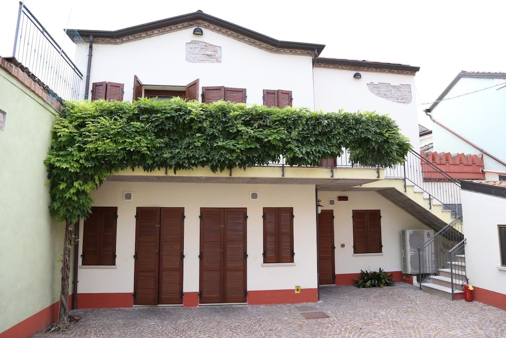 A Casa Dei Gonzaga 2/37