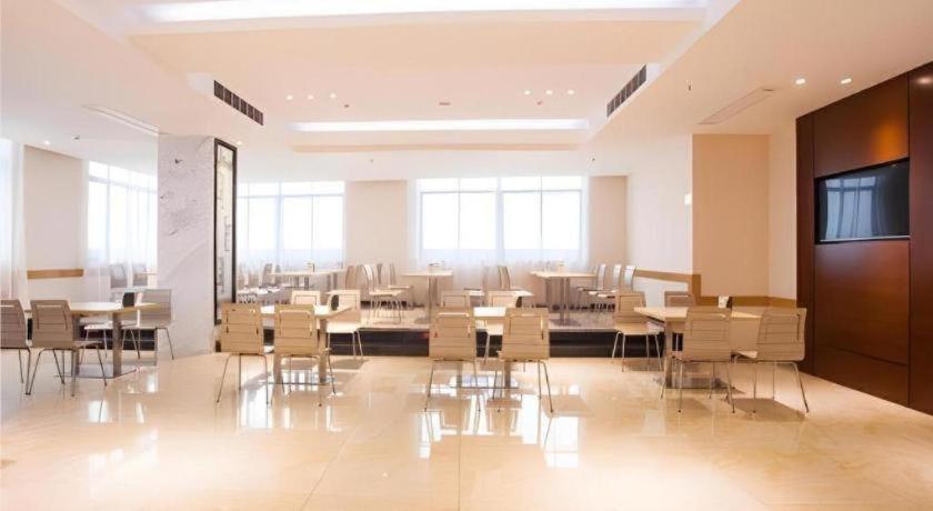 City Comfort Inn(Zhanjiang Haibin Park) 43/50