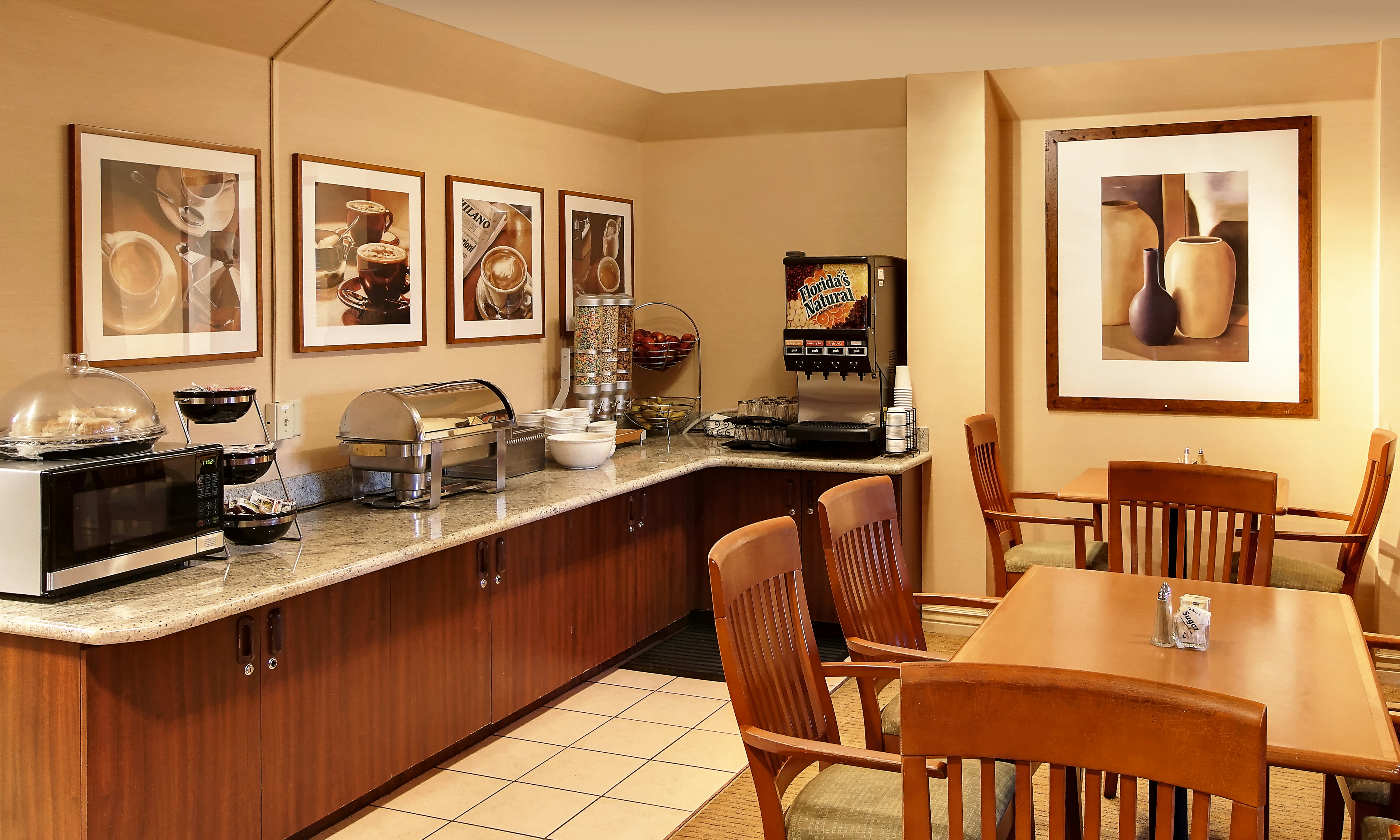 Phoenix Inn Suites South Salem 43/57