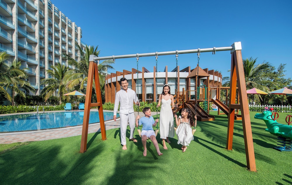 Vinpearl Resort and Golf Nam Hoi An 70/78