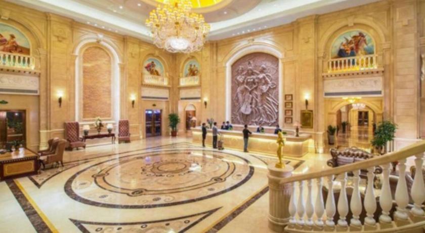 Vienna International Hotel (Shenzhen North Railway Station) 12/54
