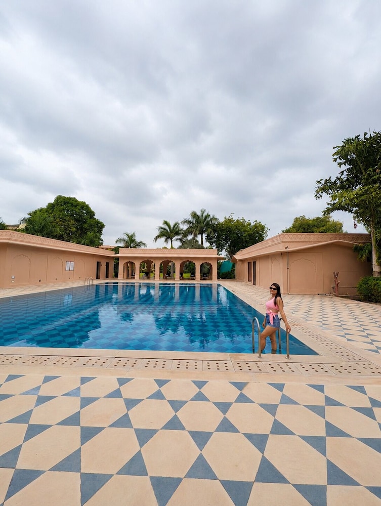 Regenta Resort Vanya Mahal 42/49