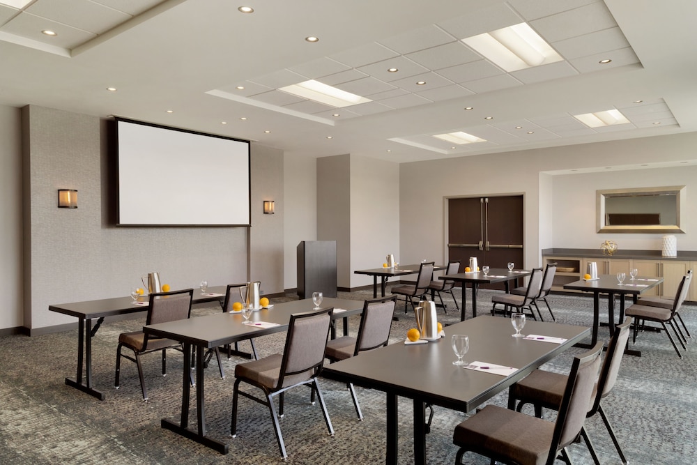 Hyatt Place Niagara Falls 38/51