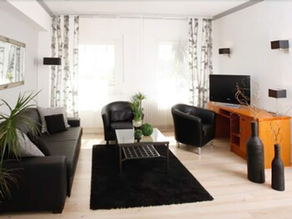 Arthotel ANA Residence 51/75